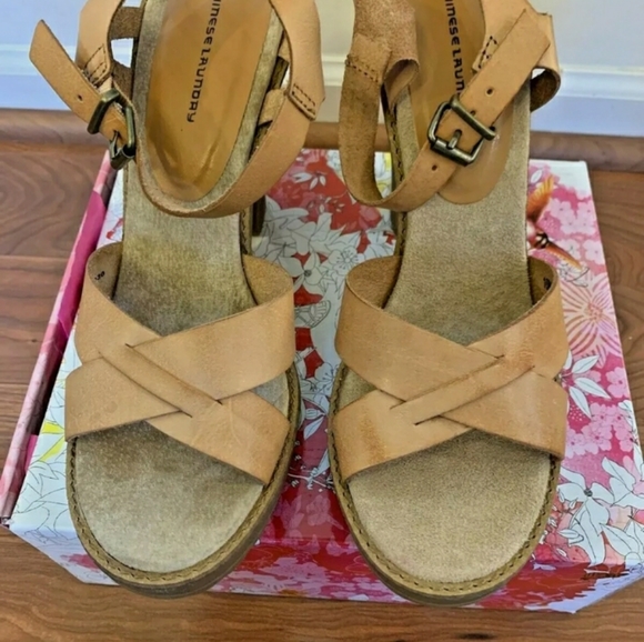 CHINESE LAUNDRY Massive sandal platform light tan - Picture 4 of 4
